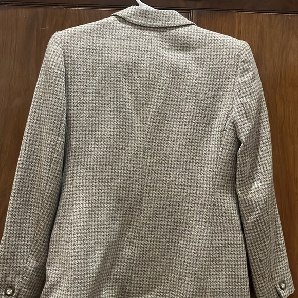 Jones New York Houndstooth Blazer - Picture 8 of 8